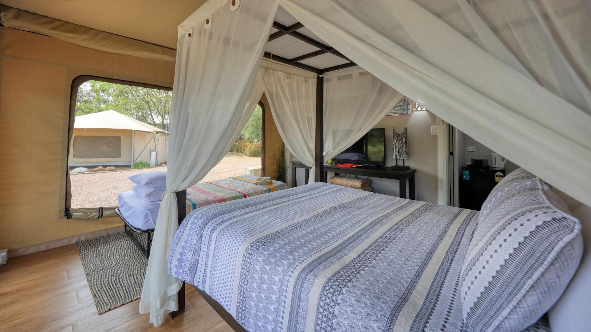 Dubbo Rhino Lodge Extérieur photo